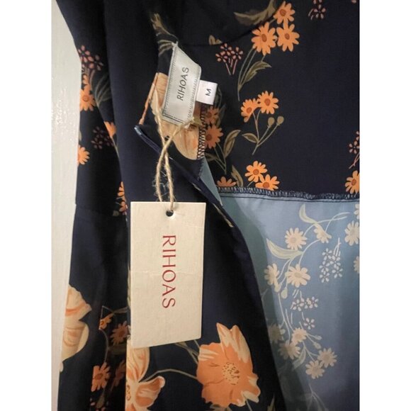 NWT Women’s Black Floral Maxi Dress Size Medium - Picture 6 of 7